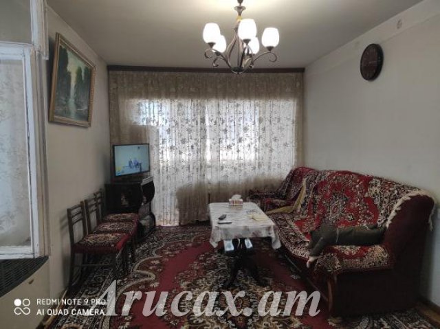 Շտապ!!!! առանց միջնորդի վաճառվում է բնակ...