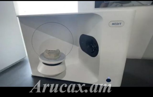 Medit T710 Tabletop 3D Dental Scanner